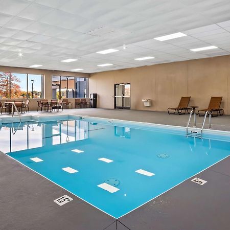 Surestay Plus Hotel By Best Western Stevensville St Joseph Ngoại thất bức ảnh