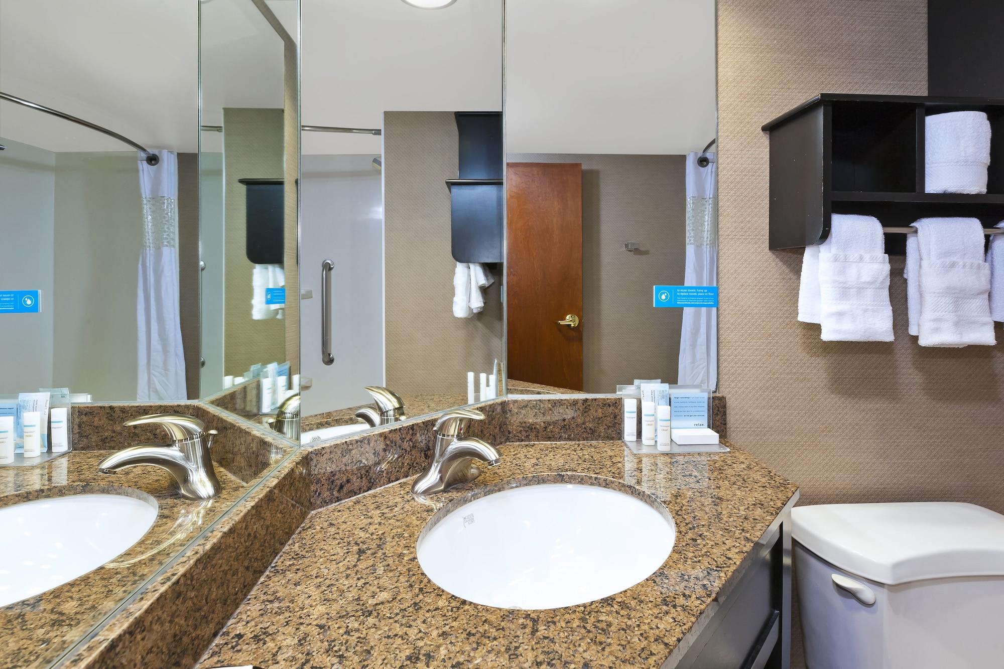 Surestay Plus Hotel By Best Western Stevensville St Joseph Ngoại thất bức ảnh