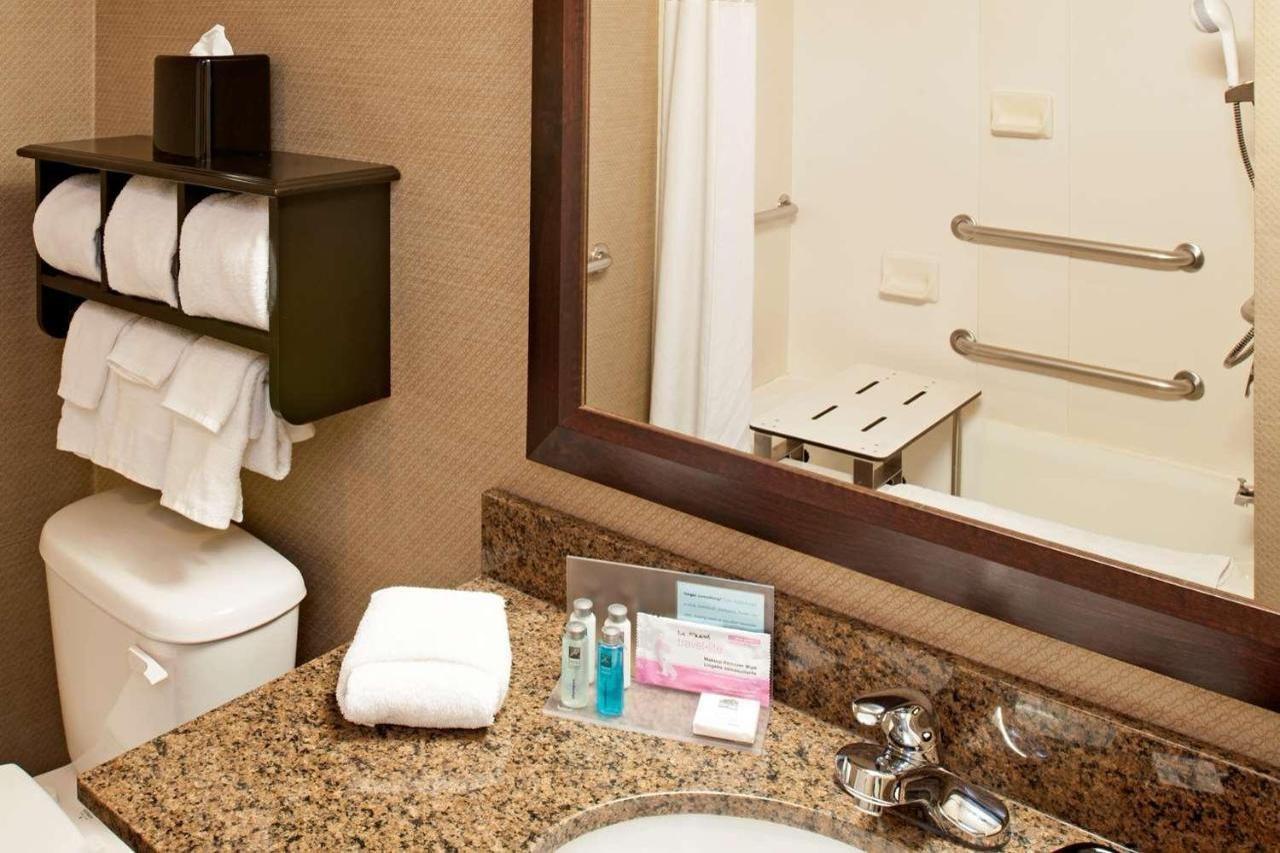 Surestay Plus Hotel By Best Western Stevensville St Joseph Ngoại thất bức ảnh