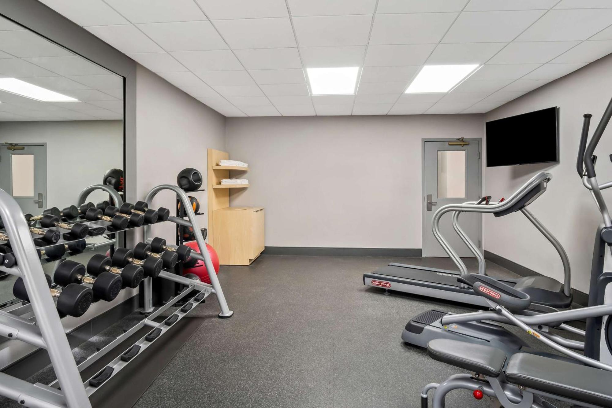 Surestay Plus Hotel By Best Western Stevensville St Joseph Ngoại thất bức ảnh