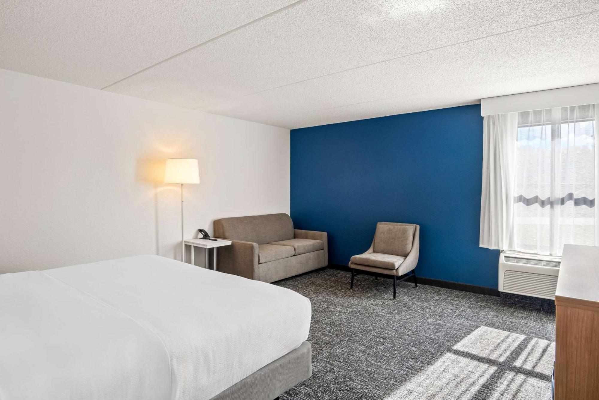 Surestay Plus Hotel By Best Western Stevensville St Joseph Ngoại thất bức ảnh
