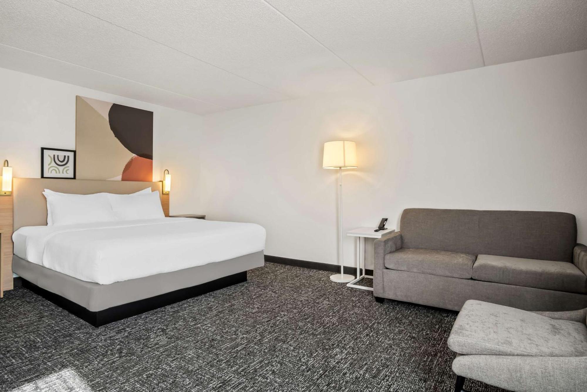 Surestay Plus Hotel By Best Western Stevensville St Joseph Ngoại thất bức ảnh